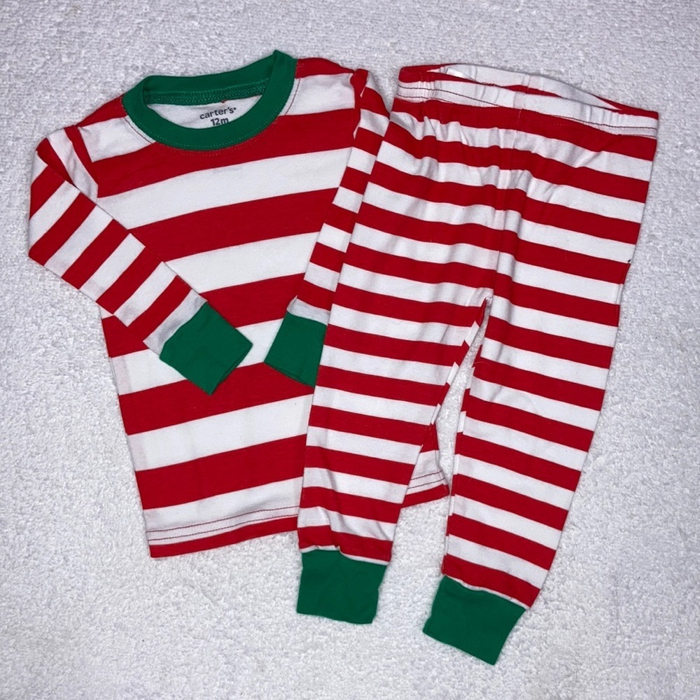 5/$20  Carters 1 red white striped Christmas pajamas Euc
